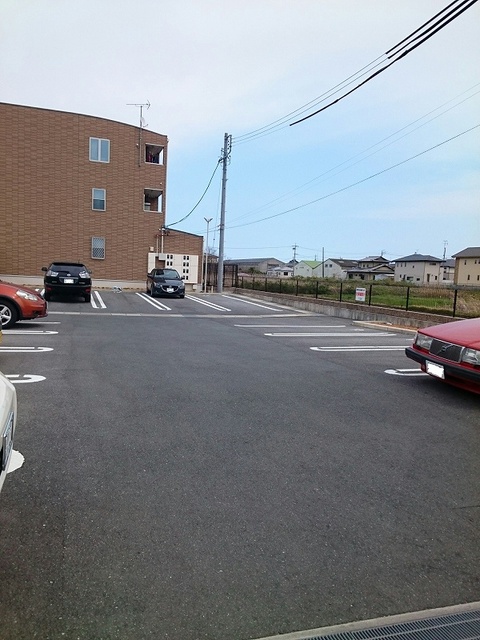 19/26 駐車場
