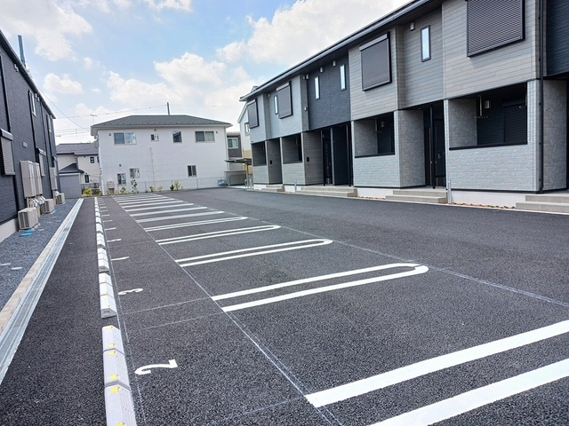 14/20 駐車場