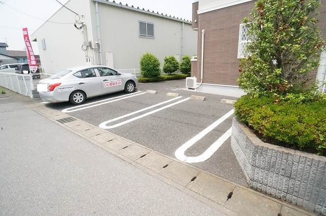 2/8 駐車場
