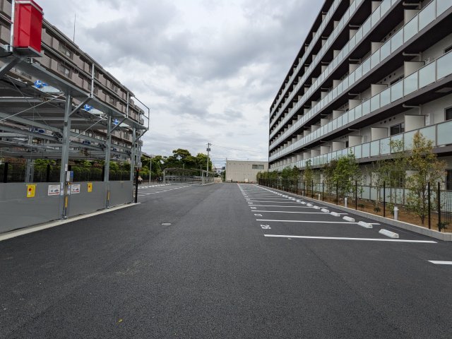 3/7 駐車場