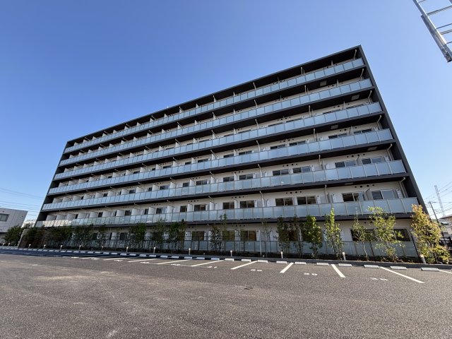 ケイディーエックスレジデンス原木中山の外観
