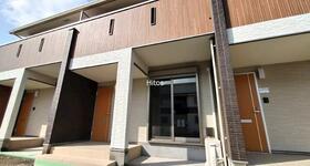 16/16 エントランス