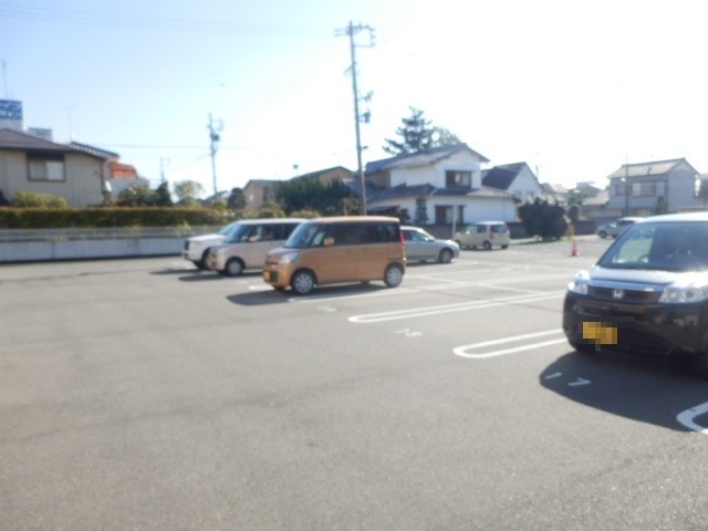 22/30 駐車場