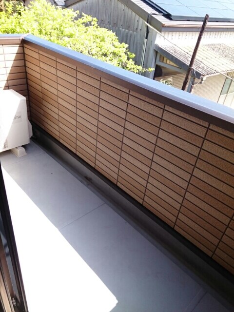 13/20 バルコニー