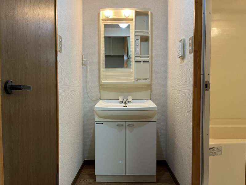 14/28 洗面