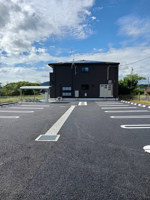 14/20 駐車場