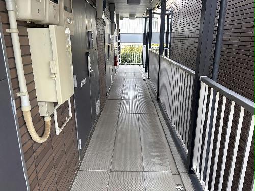 14/14 エントランス