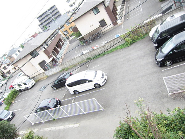 3/5 駐車場