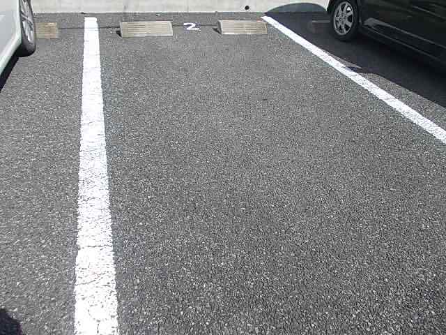 17/23 駐車場