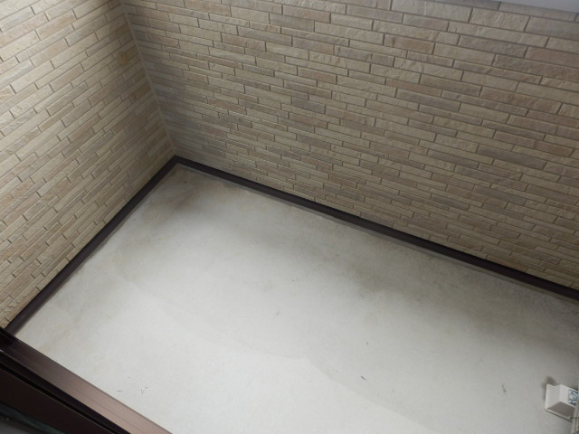 18/30 バルコニー