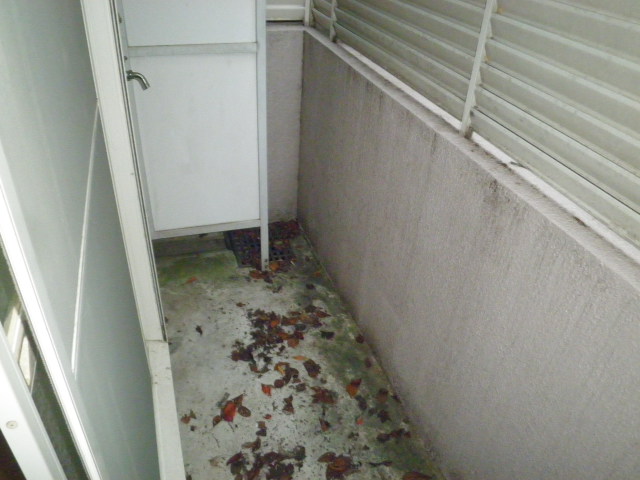 16/27 バルコニー