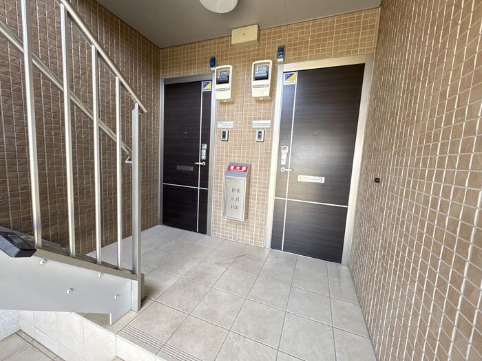 19/22 エントランス