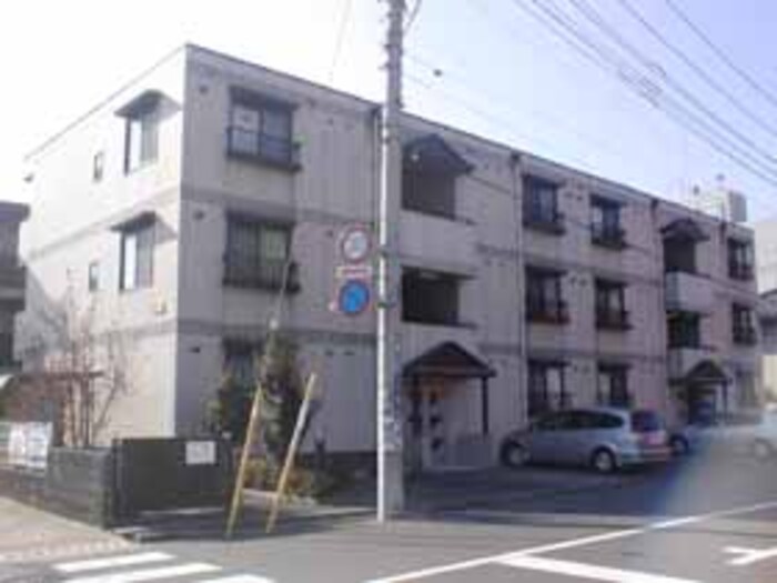 シャトル丸山台の外観