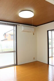 16/16 エントランス