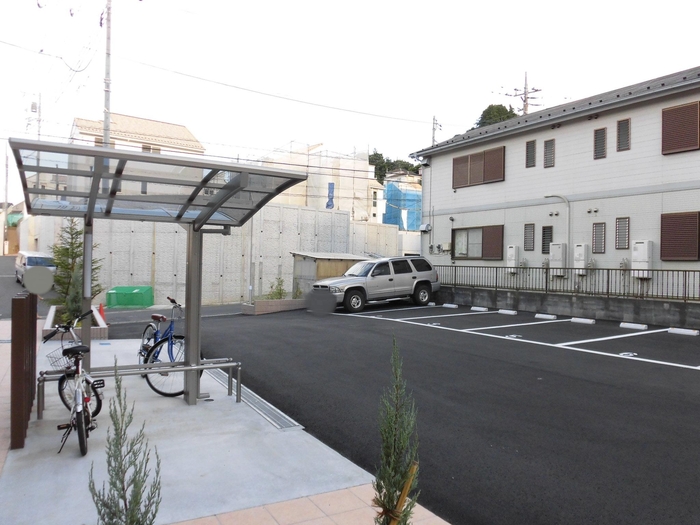8/8 駐車場