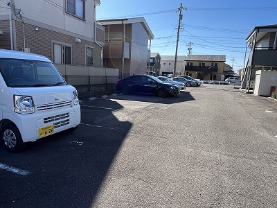 20/28 駐車場