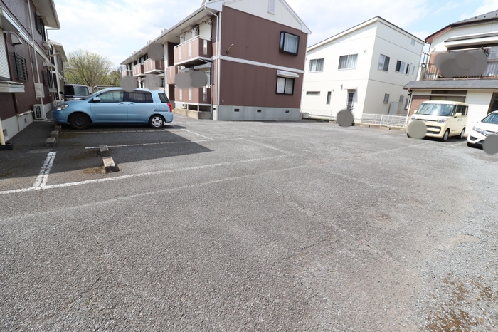3/3 駐車場