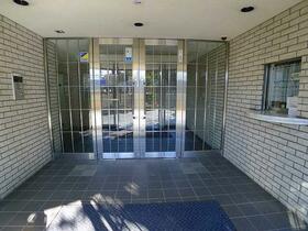 15/16 エントランス