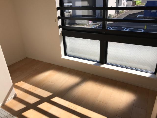 19/28 バルコニー