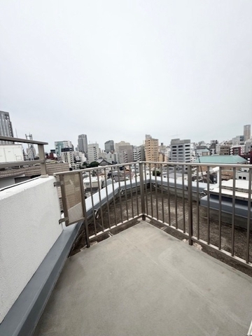 14/20 バルコニー