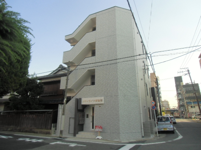 2/11 外観