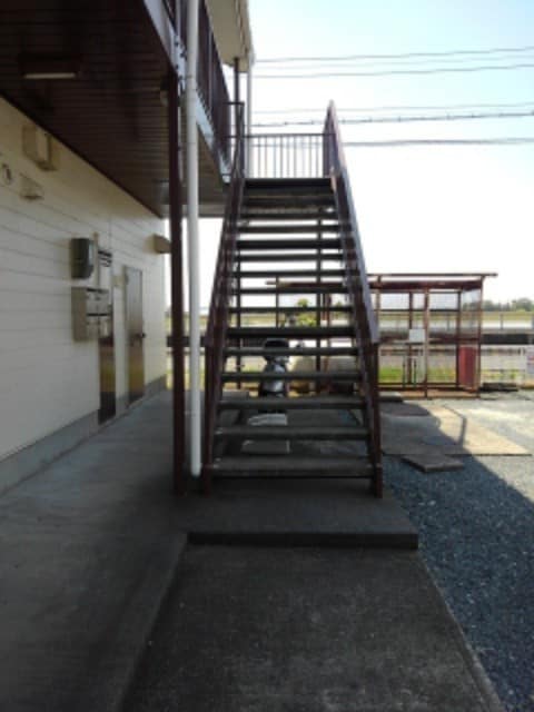 13/20 エントランス