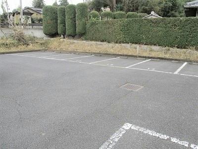 14/14 駐車場