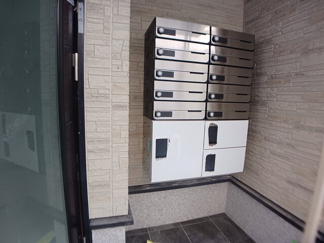 14/20 エントランス