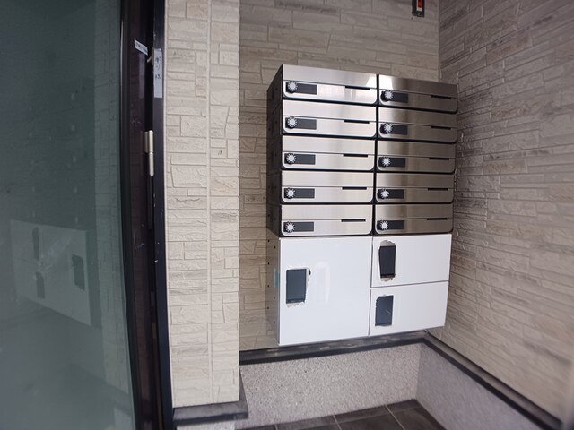 14/20 エントランス