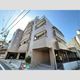 3/3 エントランス