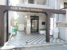 2/8 エントランス