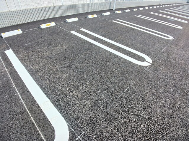 14/20 駐車場