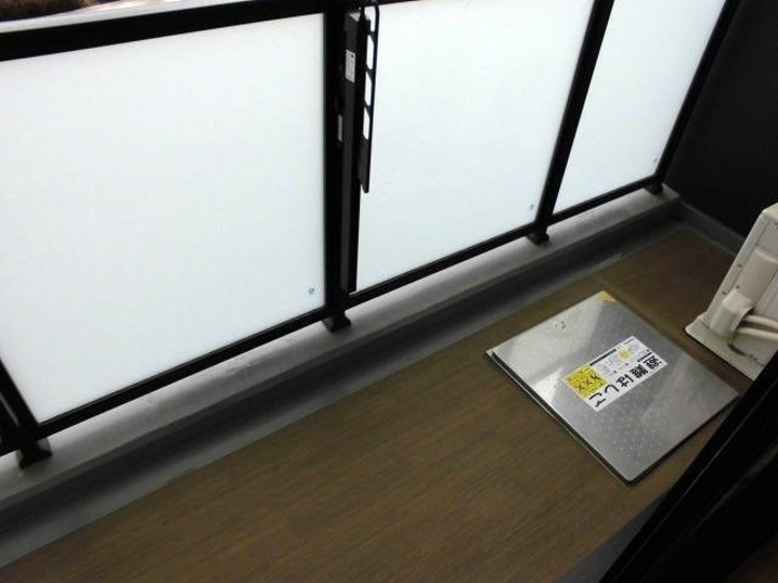 17/30 バルコニー