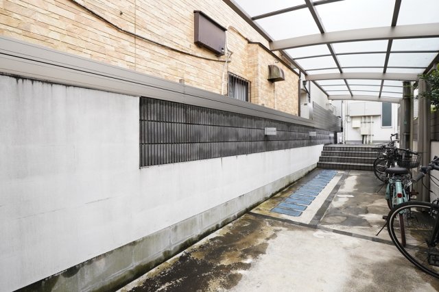 29/30 エントランス