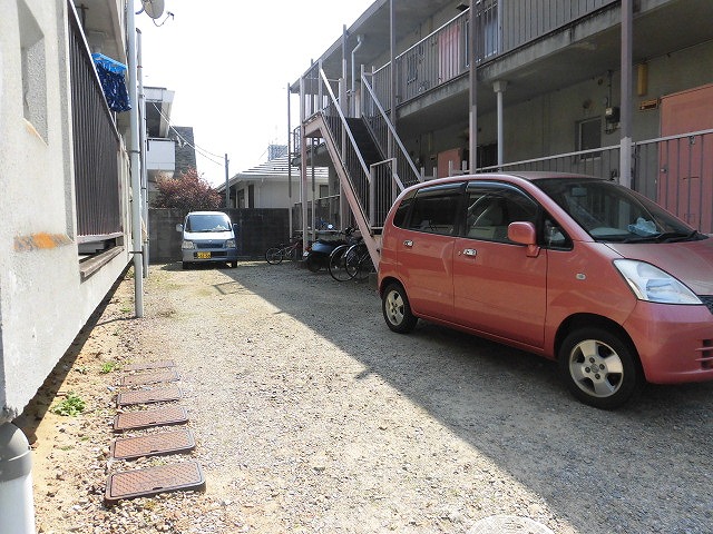 22/30 駐車場