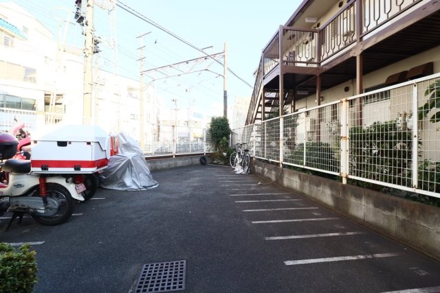 14/17 駐車場