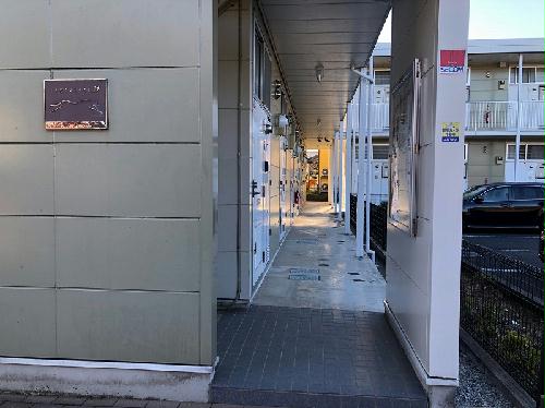 2/2 エントランス