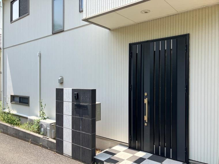 19/20 エントランス