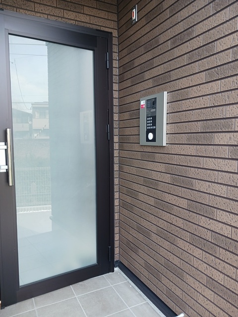 14/20 エントランス