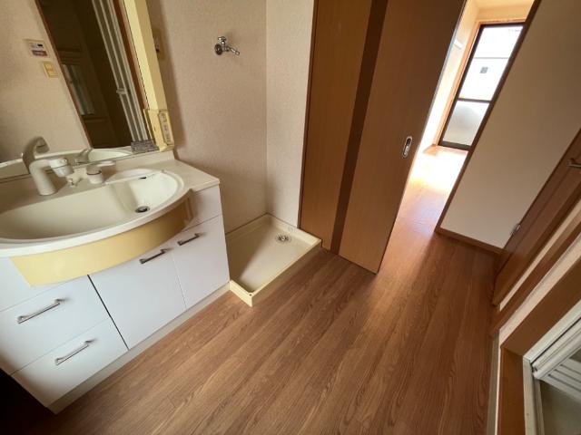 16/27 洗面