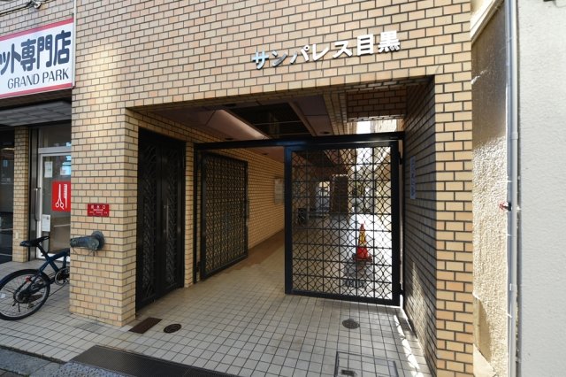 4/8 エントランス