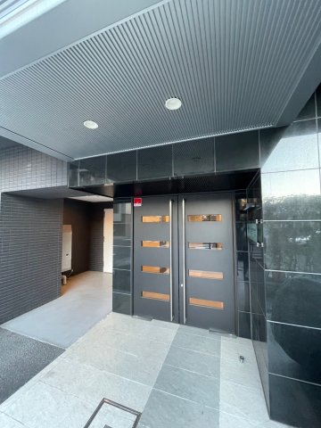 3/3 エントランス