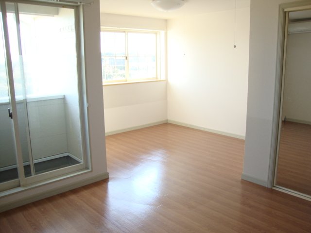 18/27 バルコニー