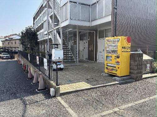 13/13 エントランス