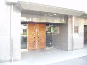 14/15 エントランス