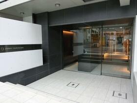 14/14 エントランス