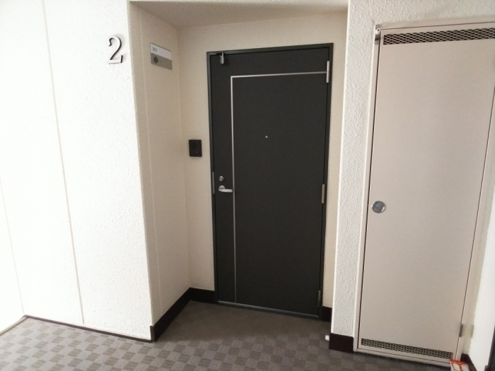 19/20 エントランス