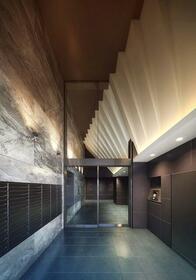 15/15 エントランス