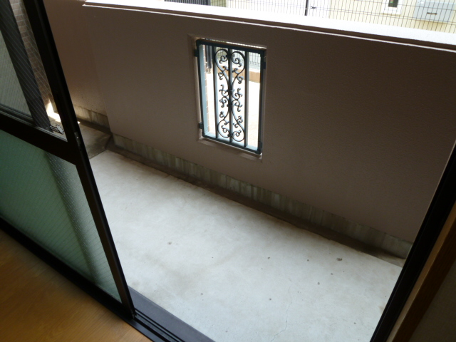 16/27 バルコニー