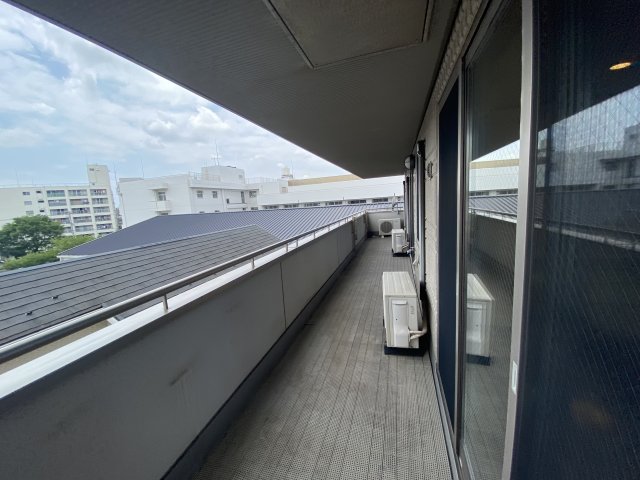 14/27 バルコニー